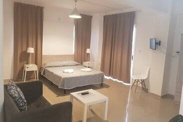 Valentinos Apartments