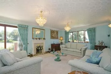 Bed and Breakfast Tall Trees