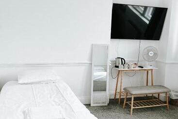 ベッドアンドブレックファースト The Red Lion Inn