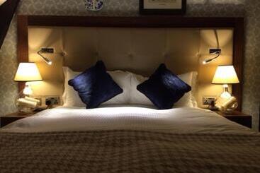 Hotel The Crown Wetherspoon