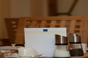 住宿加早餐  Langtrys