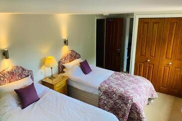 Bed and Breakfast Sayang House