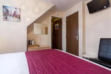 Bed and Breakfast Stoneleigh