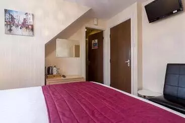 Bed and Breakfast Stoneleigh