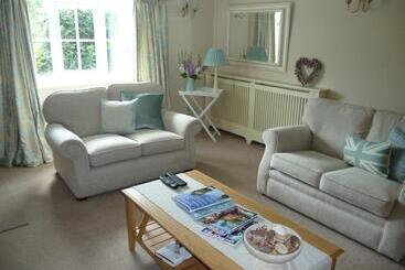 Birtles Farm Bed And Breakfast