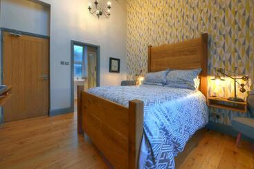 ホテル Little John