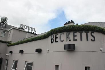 The Enniskillen Hotel And Motel