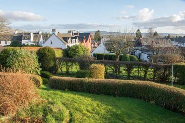 Ashbank Bed & Breakfast