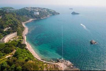 צימר Crowndale Torquay   Exclusively For Adults