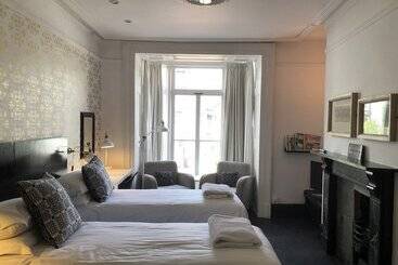 민박 Greenbank Lodge Llangollen