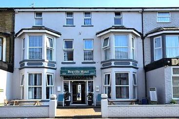 בית מלון כפרי Denville