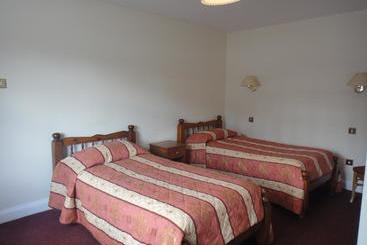 酒店 Gibtel Lodge & Cafe