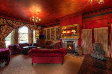 בית מלון כפרי Strattons