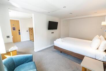 The Waterside Hotel And Leisure Club