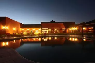 Hotelli Nawan Resort Serrano