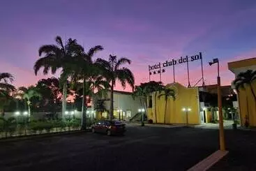 هتل Club Del Sol