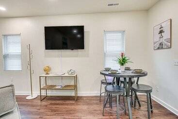 بيت ريفى Dog Friendly Sheboygan Home   1 Mi To Town!