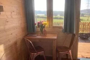 Captivating 1 Bed Lodge In Chesterfield