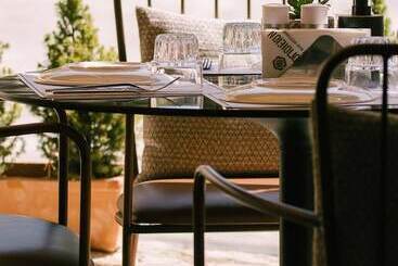 Hotel Pagopoieion Suites