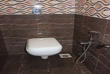 بنسيون Tanvi Guest House