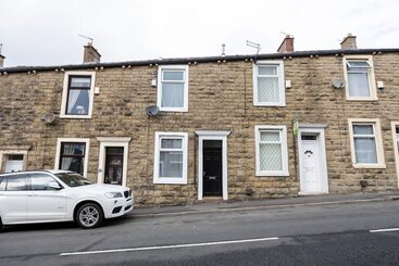 레지던스 Immaculate 3 Bed House In Accrington