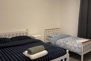 Pansiyon Rayan S Lodge Stratford