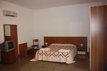 هتل Bed & Breakfast Spinnaker