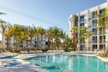 ホテル Plunge Beach Resort