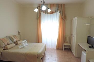 Отель Rs San Sebastiano Holidays