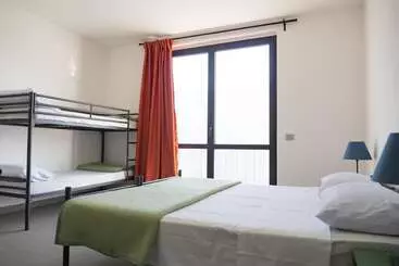 Szálloda Lake Como Beach Hostel