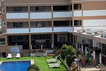 Aamiaismajoitus (B&B) Verde View Villas