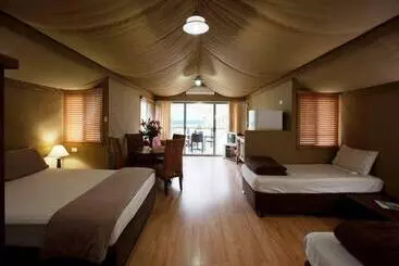 Hotel Nrma Ocean Beach Holiday Resort