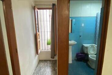 ホテル Flamingos De Ciudad Guzman