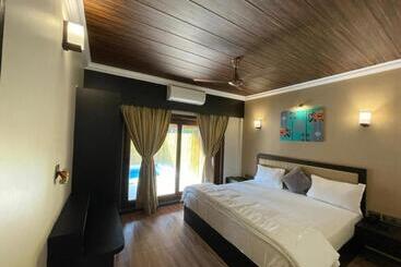Sadanand Farmstay Resort