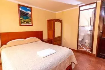 Shumaq Raju Hoteles