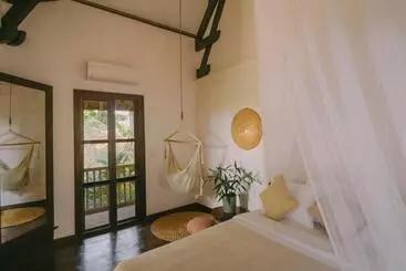 ホテル La Bōhème Luxury Suites