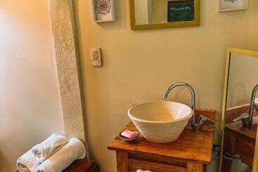 Bed and Breakfast Estancia La Aida