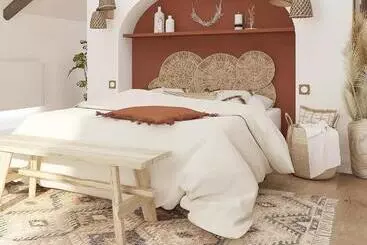 تختخواب و صبحانه Riad Rime Qoussai