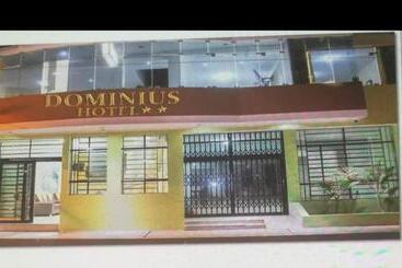 فندق Dominius