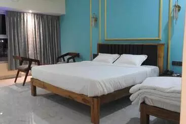 Szálloda Nueva Boarding And Lodging