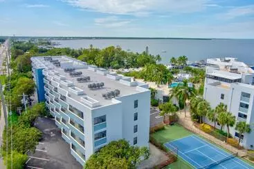 Huoneistohotelli 2br In Key Largo W Pool And Sunset Views