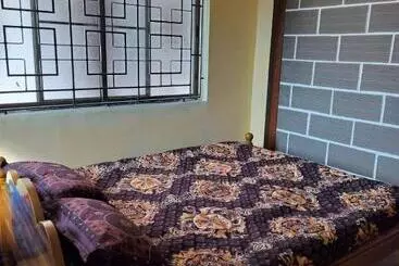 Pensió Edward S Home Stay