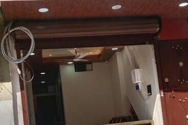 پانسیون Golden Guest House