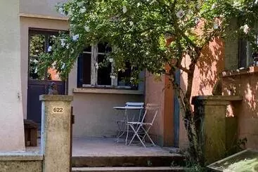 Majatalo La Maison Dans La Forêt