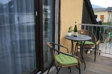 Majatalo Wein  Und Gästehaus Lentes