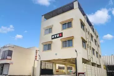Hotel Oyo Om Sai Lodge