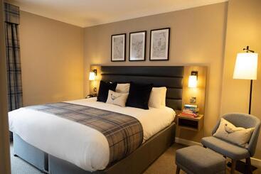 ホテル De Vere Horsley Estate