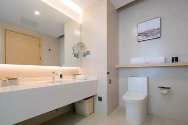 Atour X Hotel Chengdu Longquan Automobile City