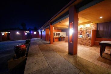 בית מלון כפרי เคน อินน์ เพชรบุรี Kane Inn Petchaburi