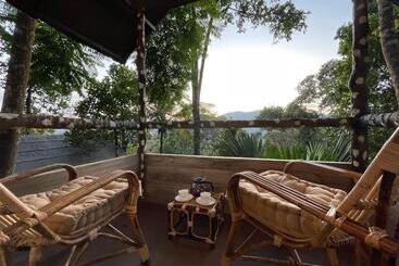 Panchavadi Farmstay Thekkady